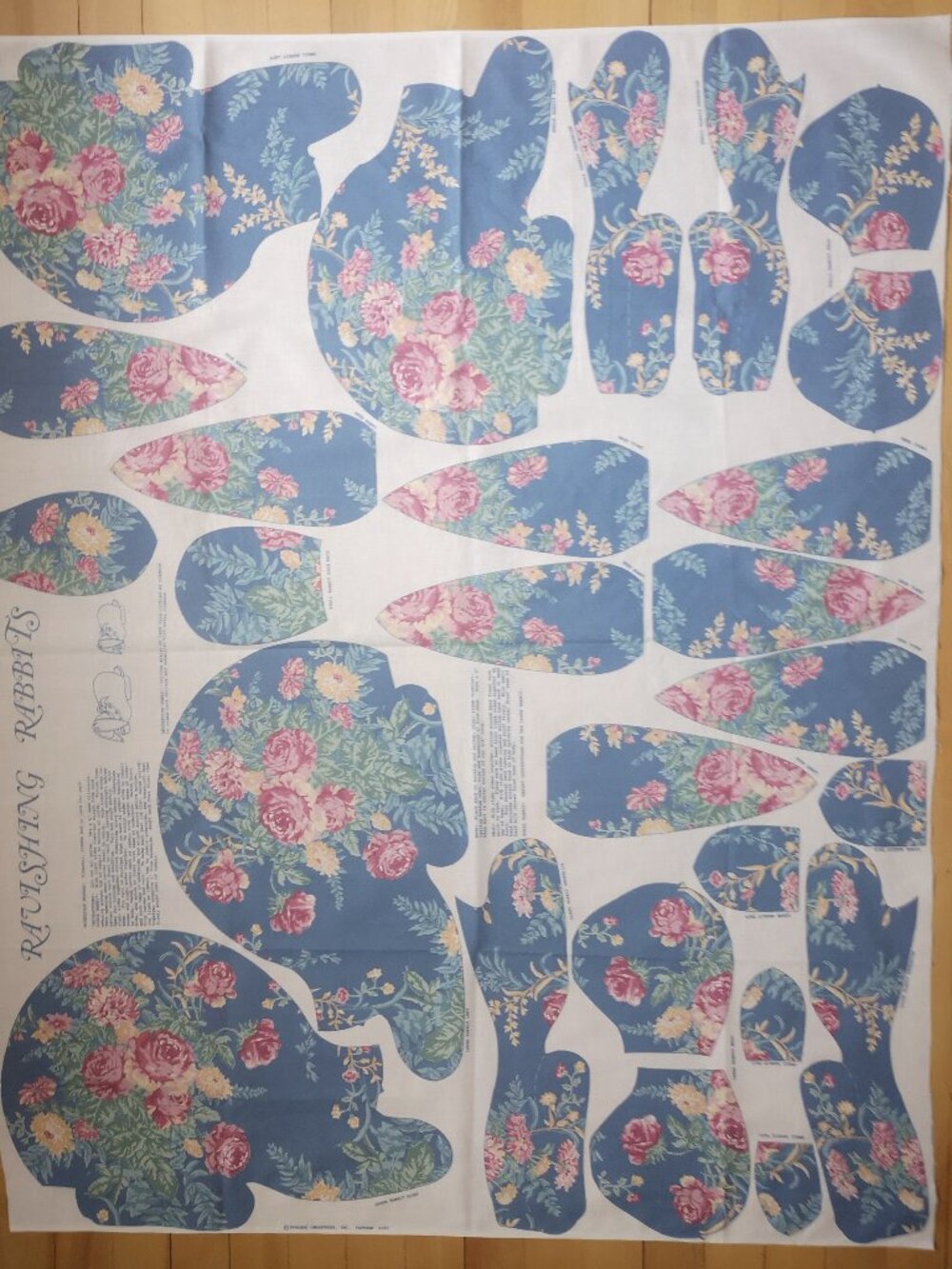 Vintage Springs Industries Cut & Sew Fabric Panel Ravishing Rabbits Floral